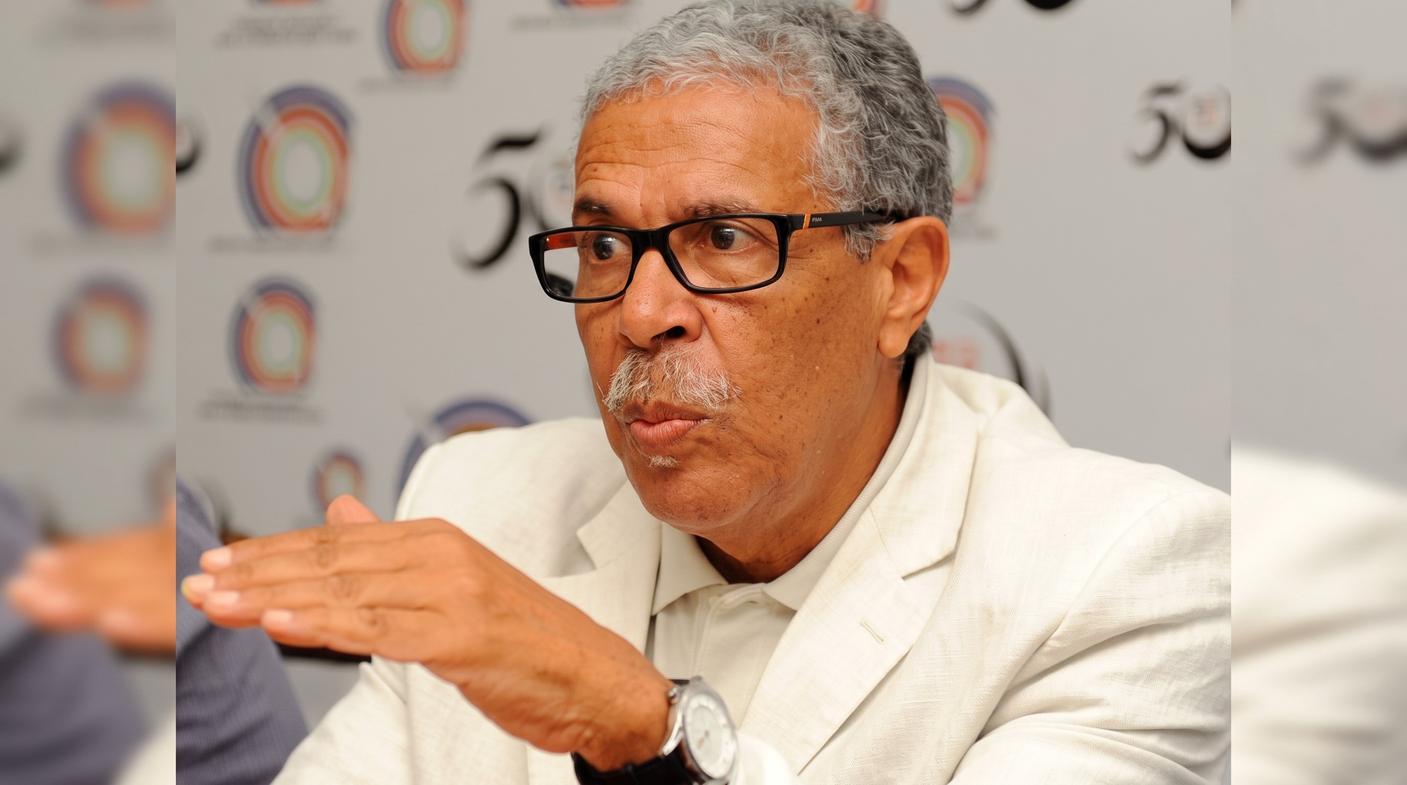 النقيب الجامعي يدعو المحامين إلى العودة للمحاكم