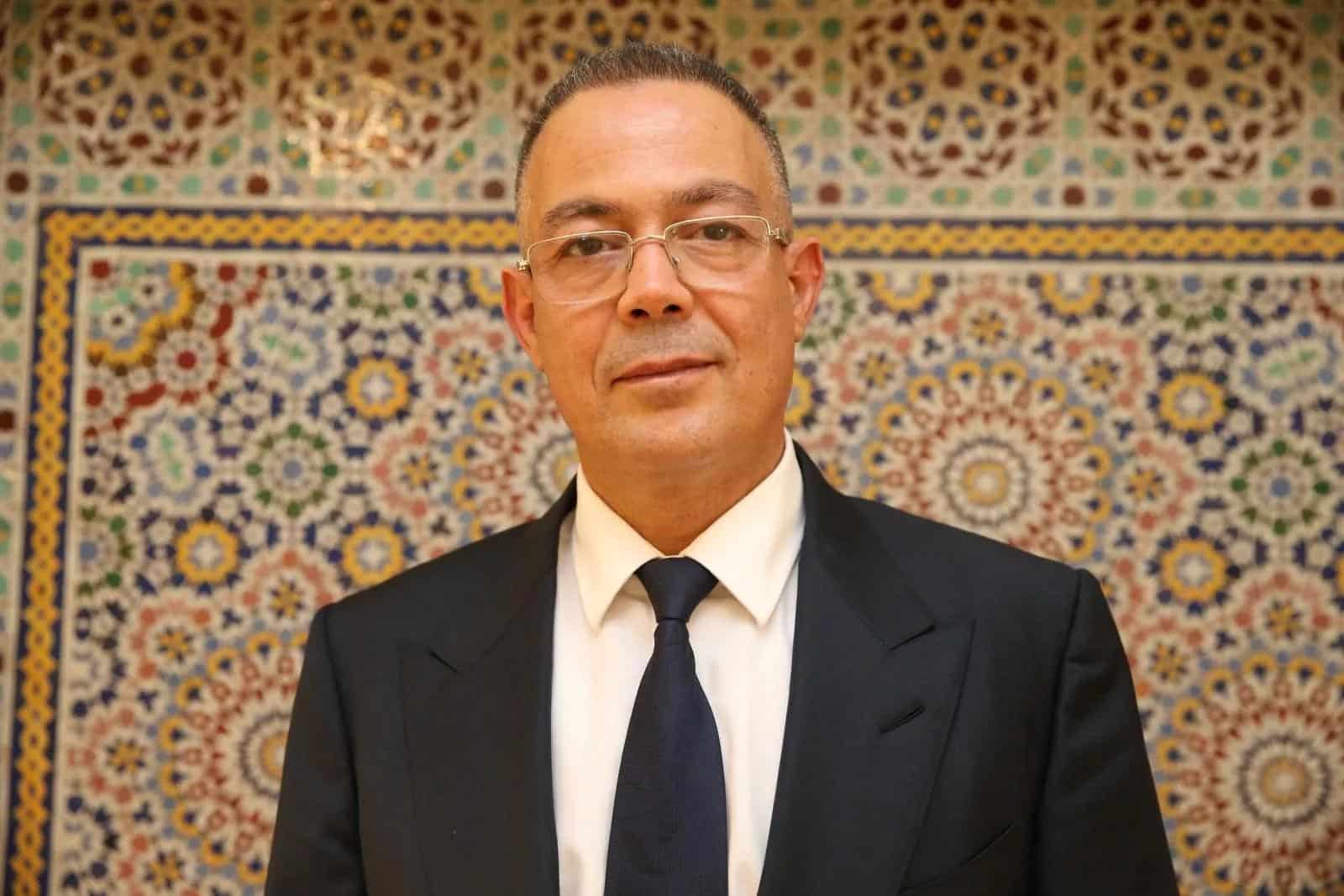 فوزي لقجع يعلن تفاصيل إصلاح الضريبة على الدخل بالمغرب.